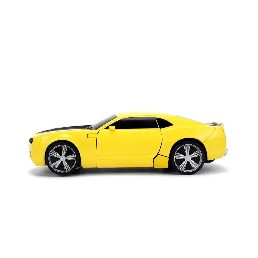 Transformers - Bumblebee de 13,25" a control remoto