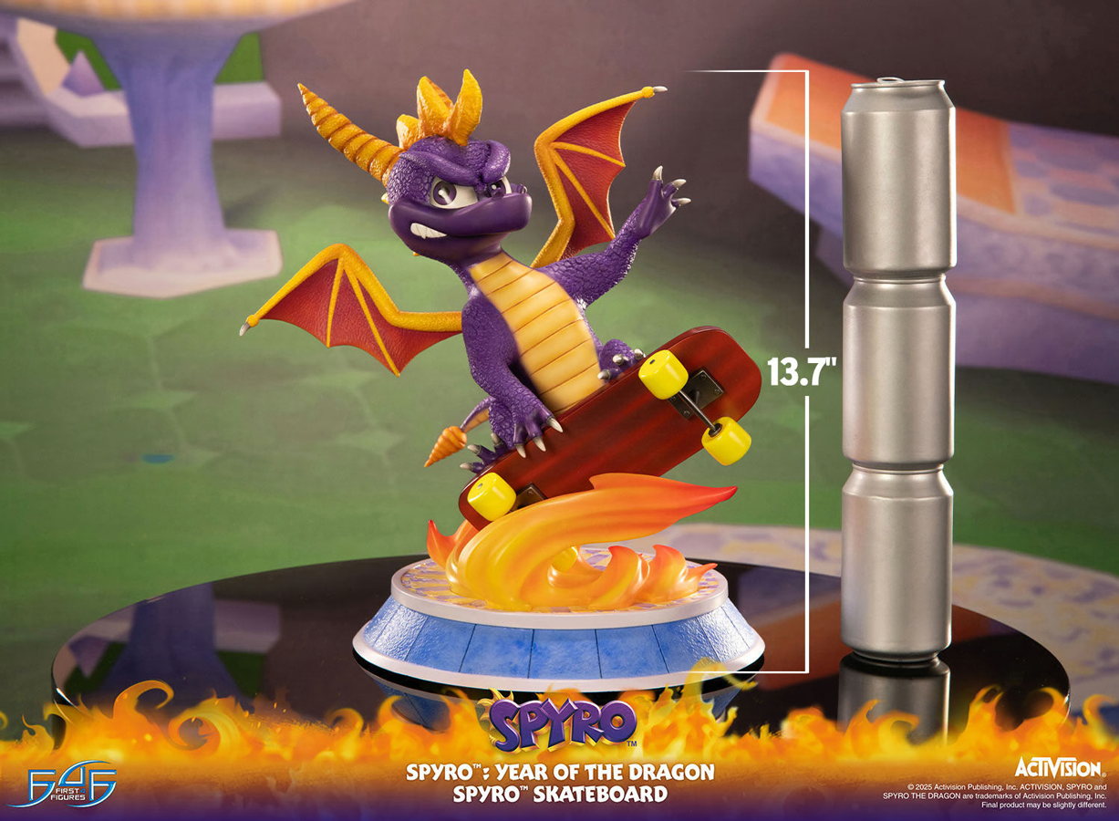 Spyro: Year Of The Dragon - Skatebaord Statue