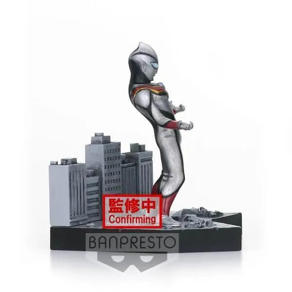 GEEK-BAN18058 Ultraman Tiga - Special Effects Stagement Ultraman Tiga #44 (B:Evil Tiga) - Banpresto - Titan Pop Culture