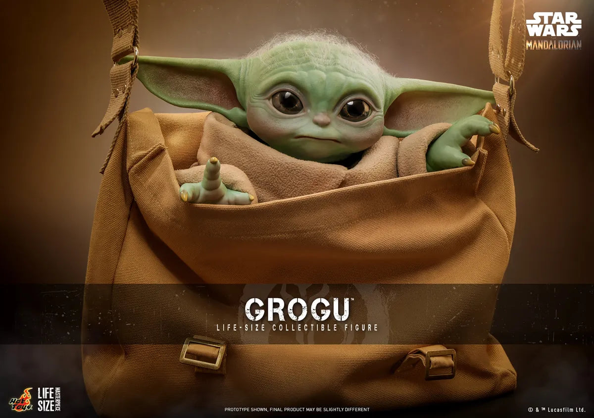 HOTLMS015 Star Wars: Mandalorian - Grogu Life-Size Collectable Action Figure - Hot Toys - Titan Pop Culture