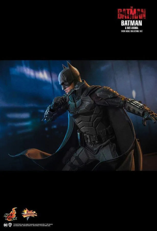 HOTMMS641 The Batman - Batman and Bat-Signal 1:6 Scale Action Figure Set - Hot Toys - Titan Pop Culture