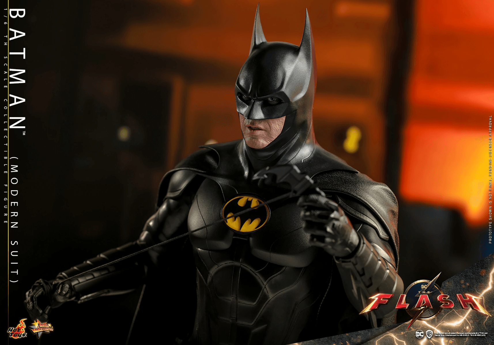 HOTMMS712 The Flash (2023) - Batman (Modern Suit) 1:6 Scale Action Figure - Hot Toys - Titan Pop Culture