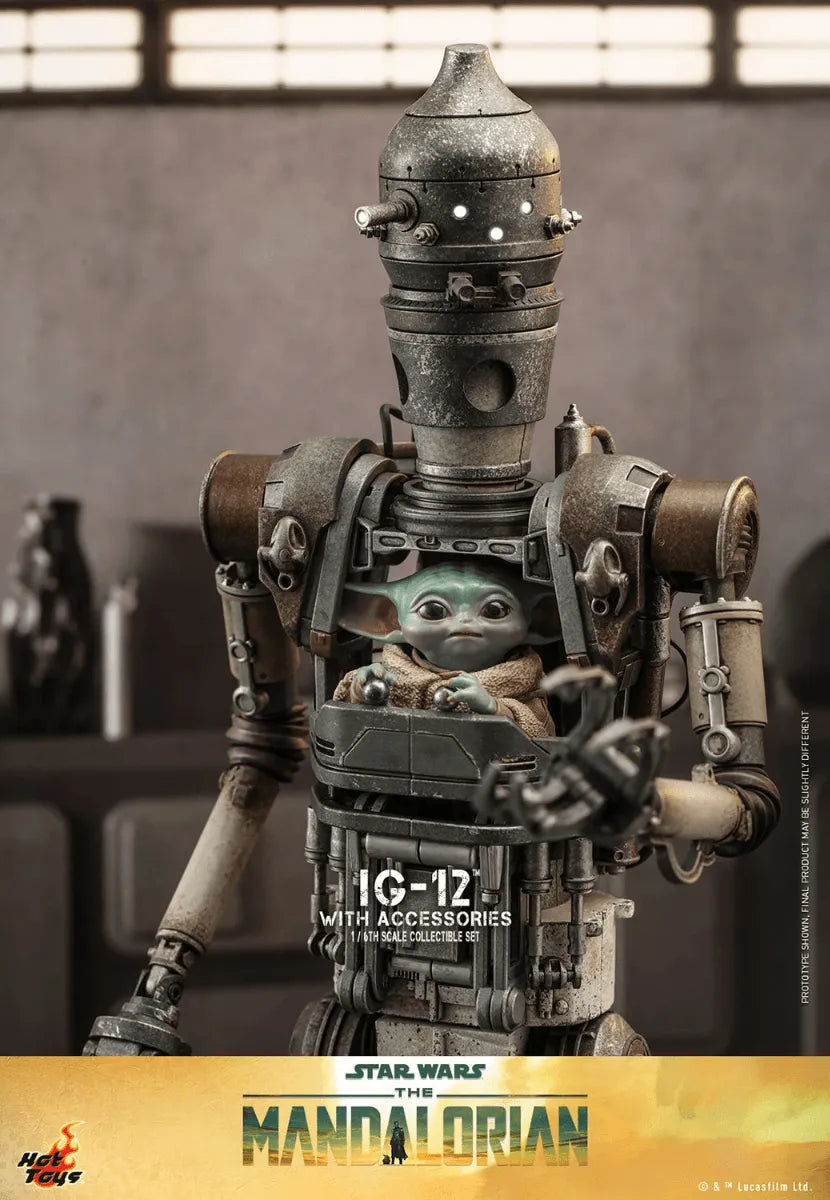 HOTTMS105 Star Wars: The Manadalorian - IG-12 1:6 Scale Collectible Figure Set - Hot Toys - Titan Pop Culture