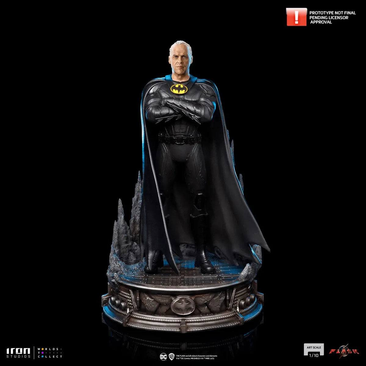 IRO53486 The Flash (2023) - Batman 1:10 Scale Statue - Iron Studios - Titan Pop Culture