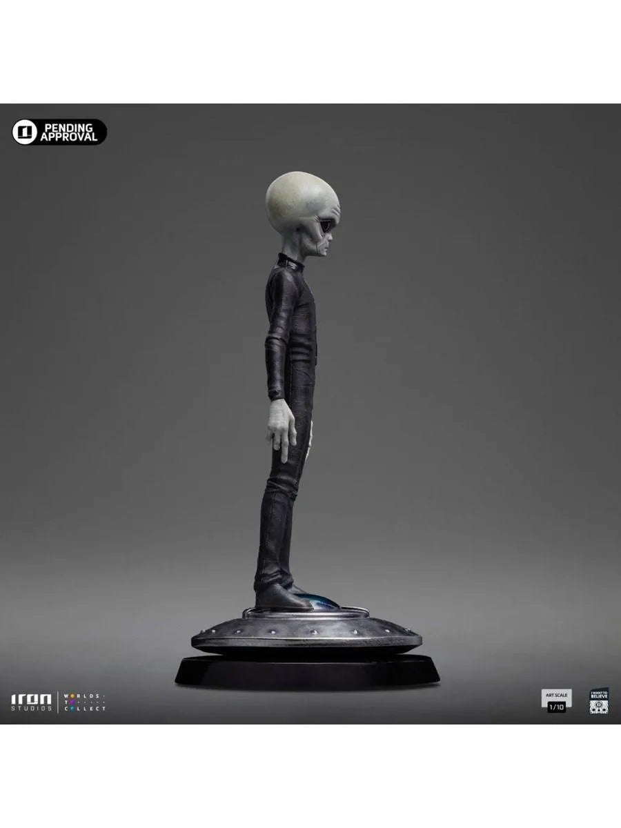 IRO55893 I Want To Believe - Grey Alien 1:10 Scale Statue - Iron Studios - Titan Pop Culture