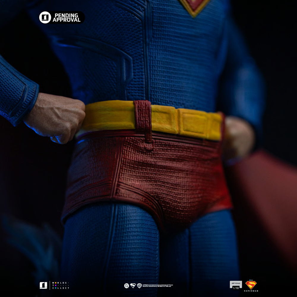 Superman (2025) - Estatua de Superman y Krypto a escala 1:10