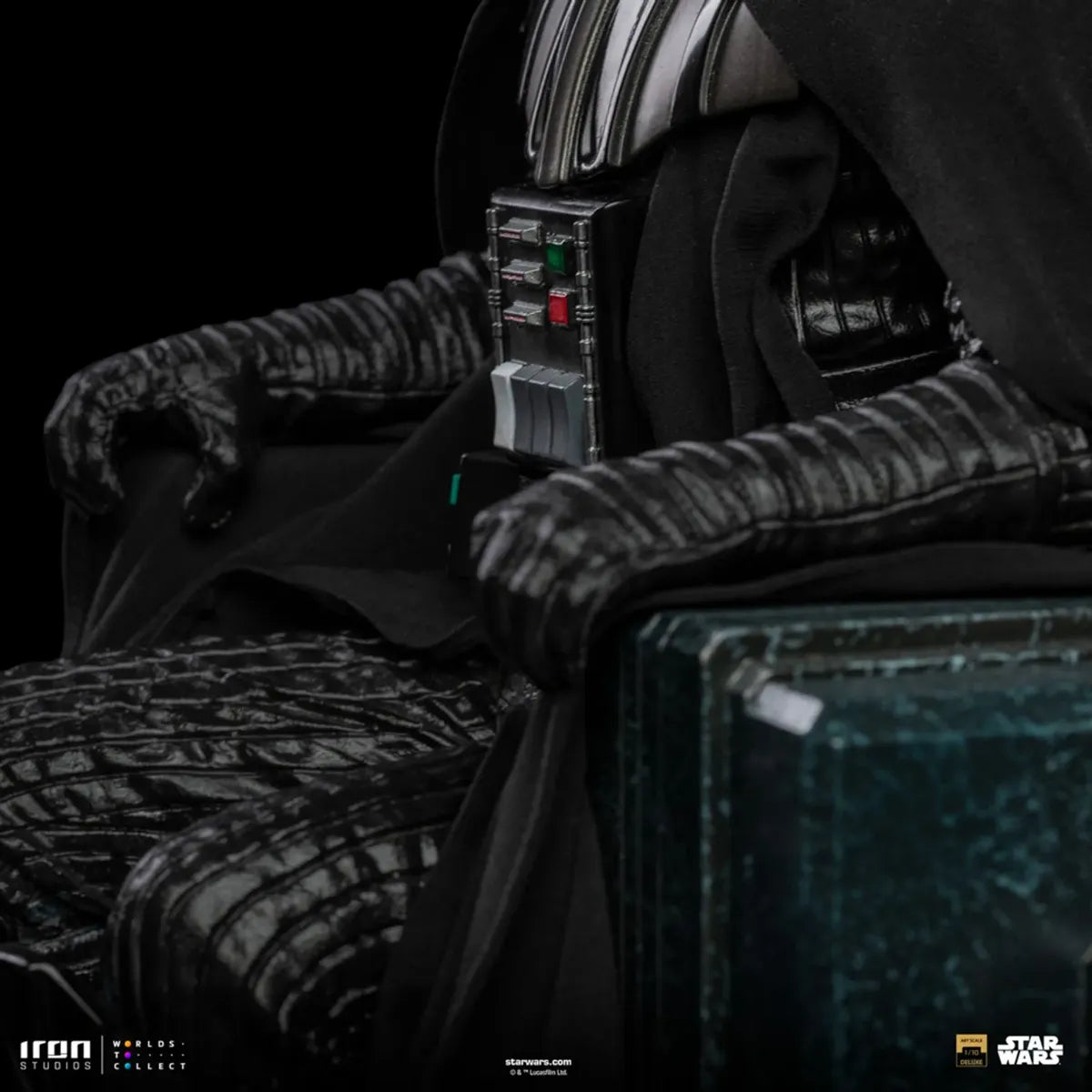 Star Wars - Darth Vader on Throne 1:10 Scale Statue