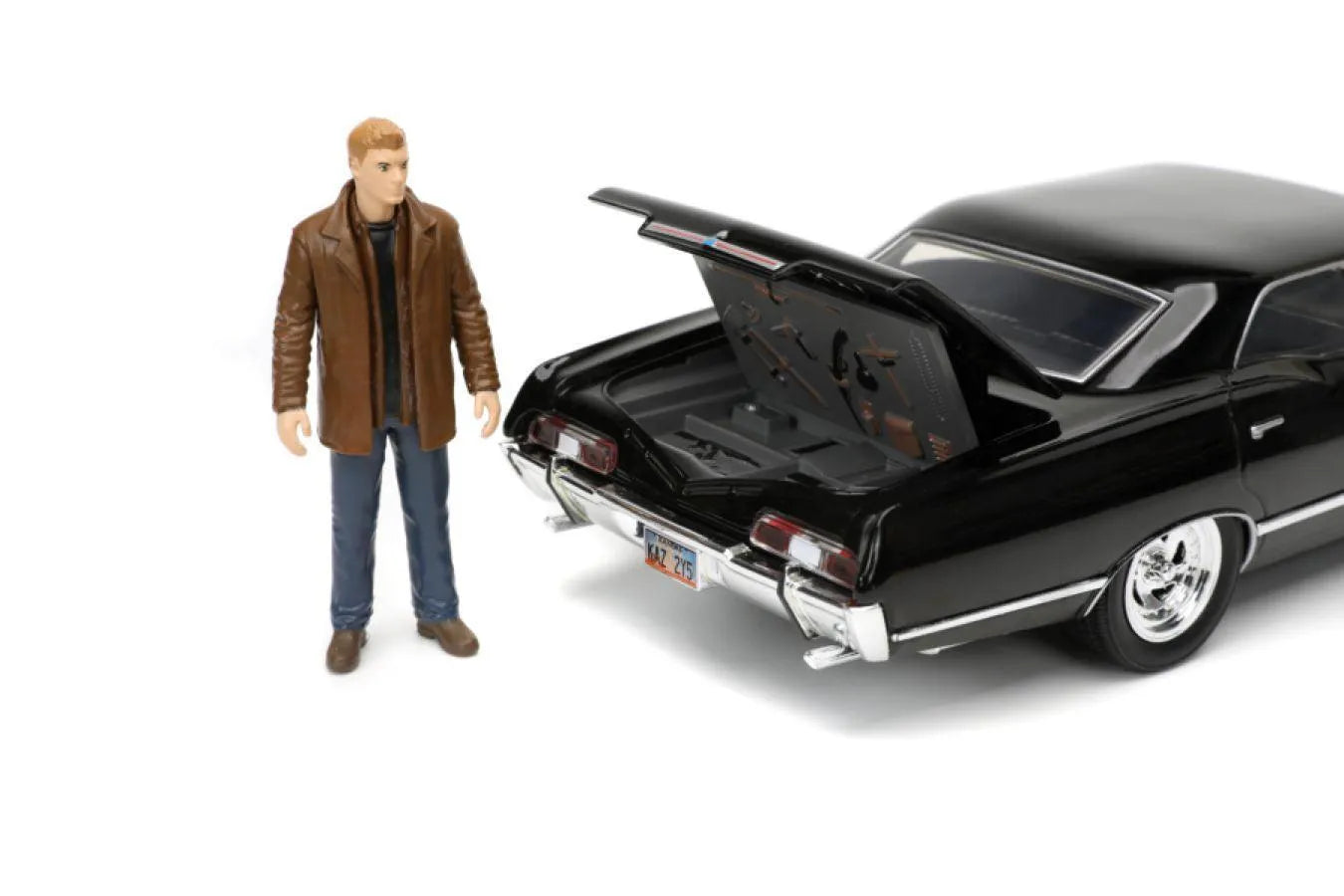 JAD32250 Supernatural - '67 Chevy Impala with Dean 1:24 Scale Hollywood Ride - Jada Toys - Titan Pop Culture