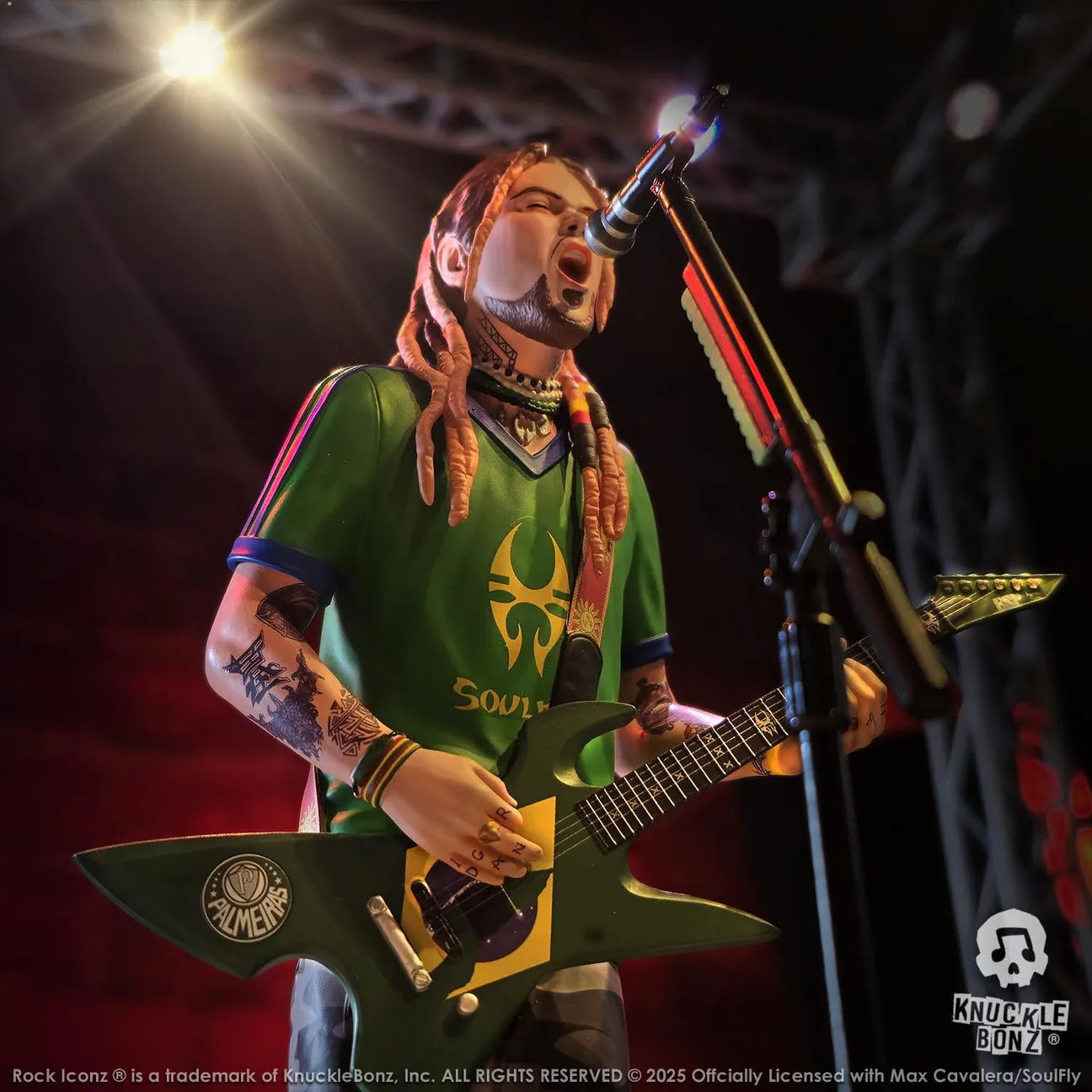 KNUMCAV100 Soulfly - Max Cavalera Rock Iconz Statue - KnuckleBonz - Titan Pop Culture