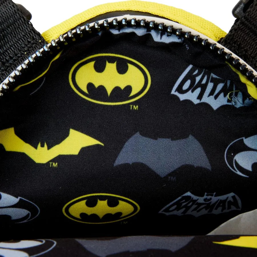 LOUDCCPDH0001S DC Comics - Batman: 85th Anniversary Mini Backpack Harness (Small) - Loungefly - Titan Pop Culture