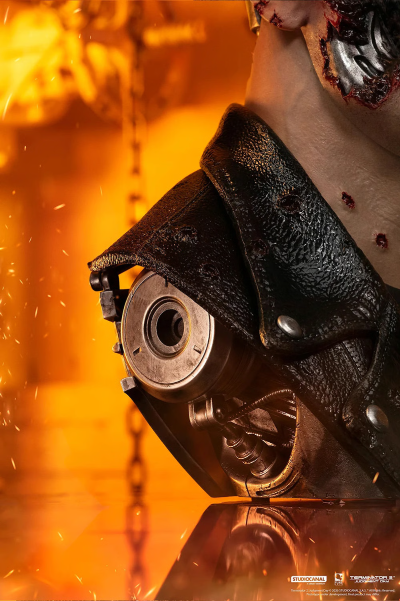 Terminator 2 - T-800 Model 101 Battle Damaged Art Mask