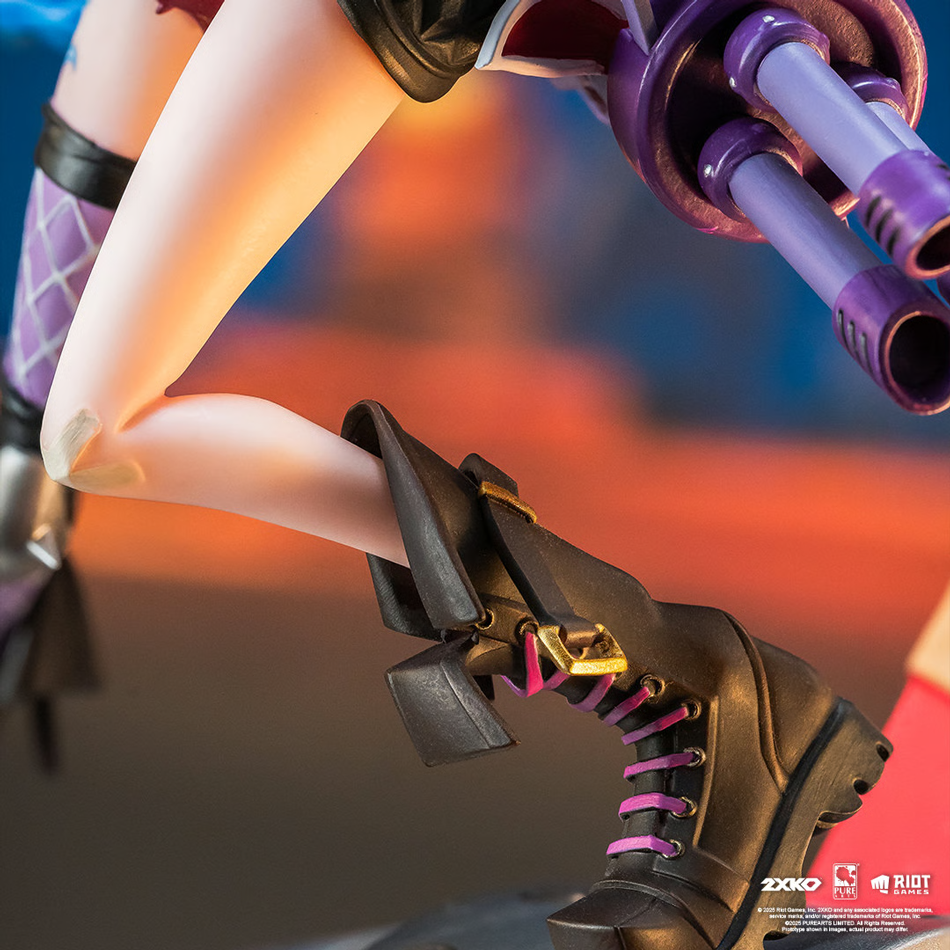 2XKO - Jinx & Warwick 1:10 Scale Diorama