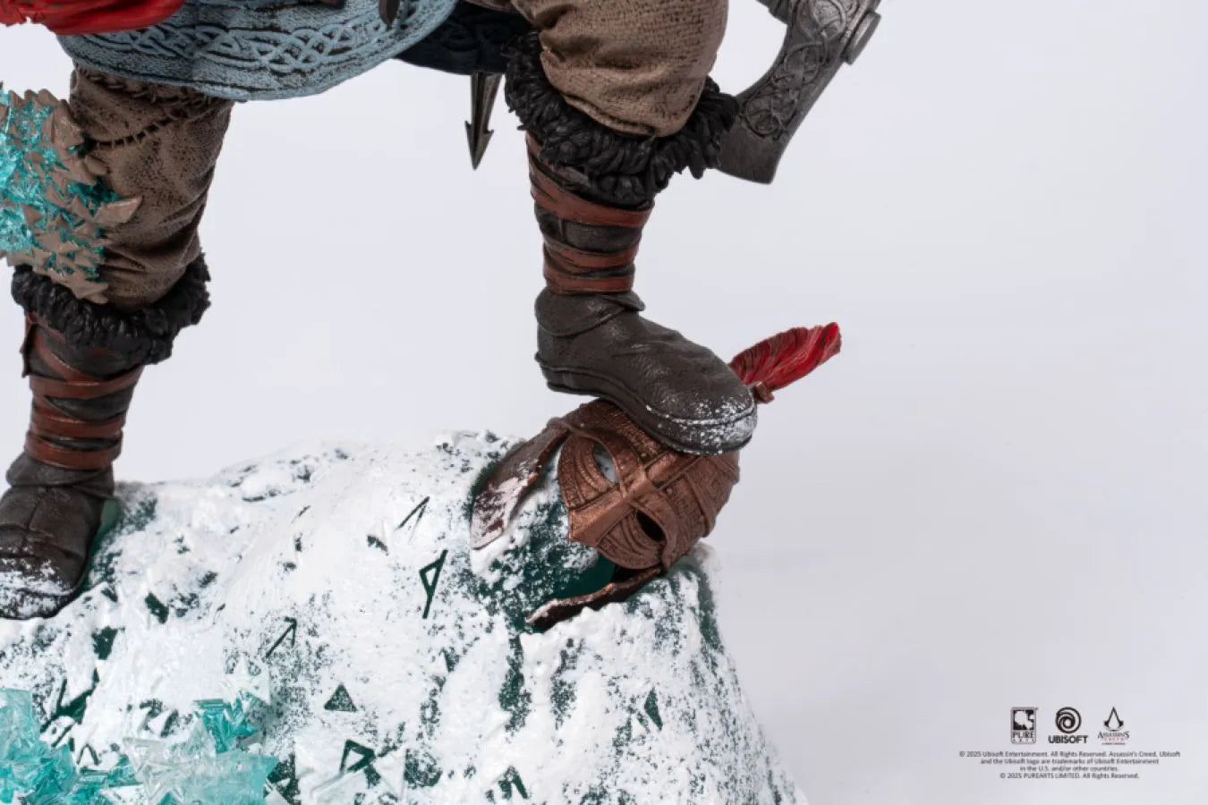PURPA052AC Assassin's Creed : Animus - Eivor 1:8 Scale Statue - Pure Arts - Titan Pop Culture