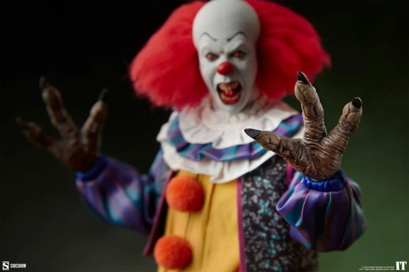 SID100479 It (1990) - Pennywise 1:6 Scale Action Figure - Sideshow Collectibles - Titan Pop Culture