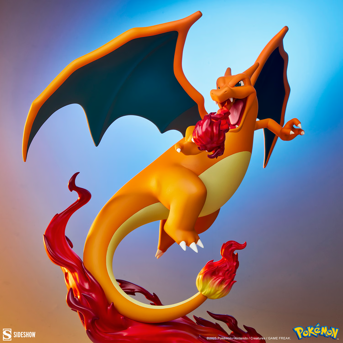 Pokemon - Charizard Statue