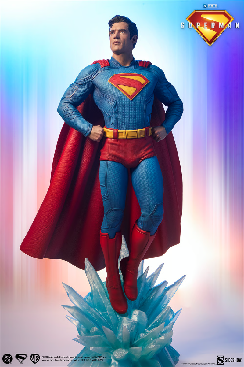 Superman (2025) - Superman Premium Format Statue