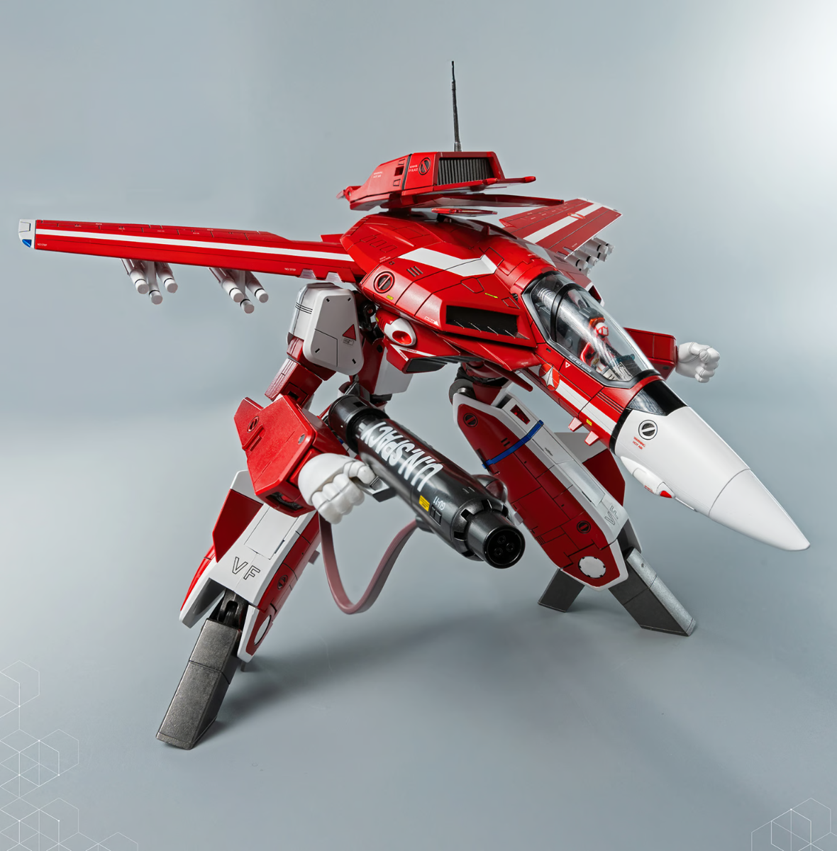 Robo-Dou - Robotech VF-1J VeriTech (Miriya Sterling) 1:6 Scale Figure