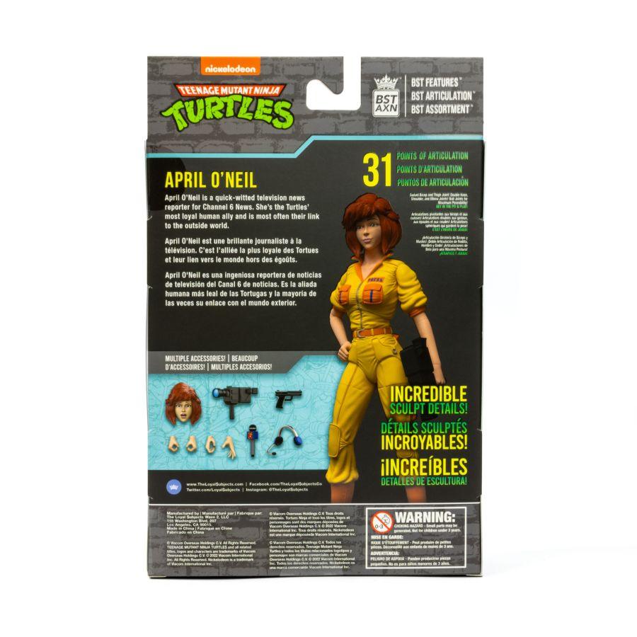 TLSBATMNTAPRWB02 Teenage Mutant Ninja Turtles (comics) - April O'Neil The Reporter 5" BST AXN Figure - The Loyal Subjects - Titan Pop Culture