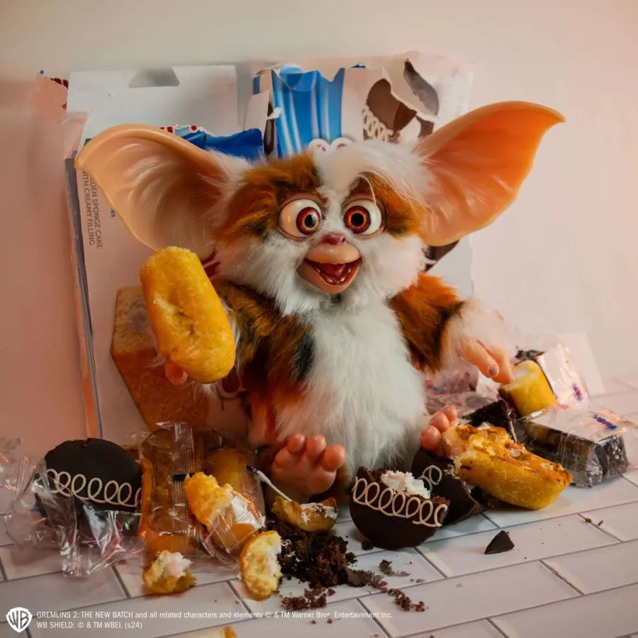 TTSRLWB110 Gremlins 2 - Daffy Prop Replica - Trick or Treat Studios - Titan Pop Culture