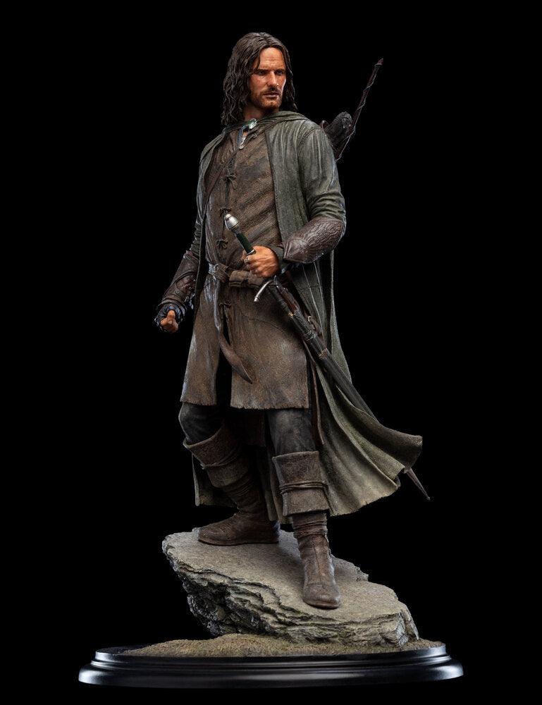 WET04014 The Lord of the Rings - Aragorn, Hunter of the Plains Classic Series 1:6 Scale Statue - Weta Workshop - Titan Pop Culture