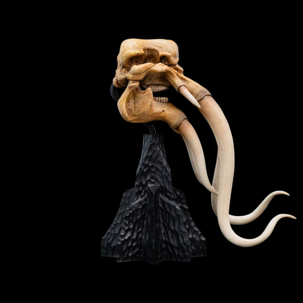 The Lord of the Rings - Skull of A Mumak SDCC 2025 Miniature Statue