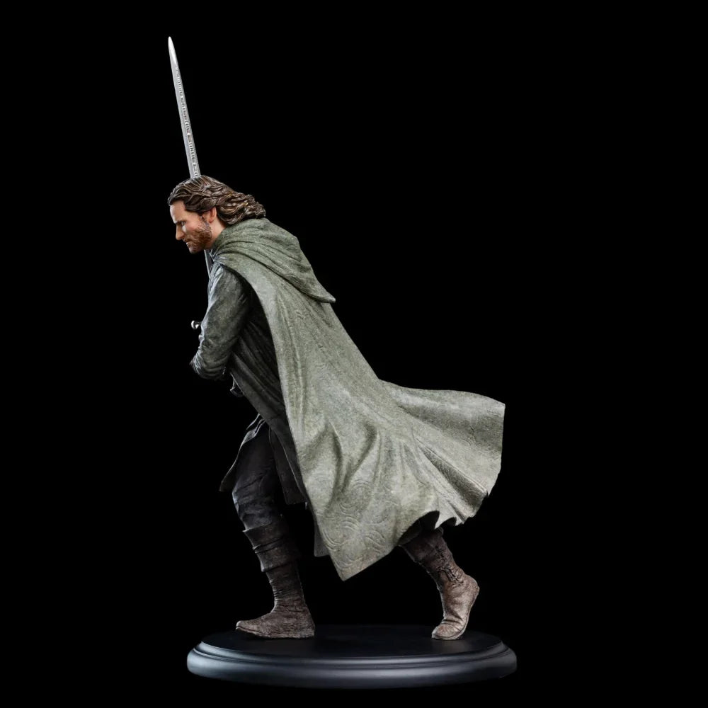 El Señor de los Anillos - Estatua en miniatura de Aragorn para la SDCC 2025