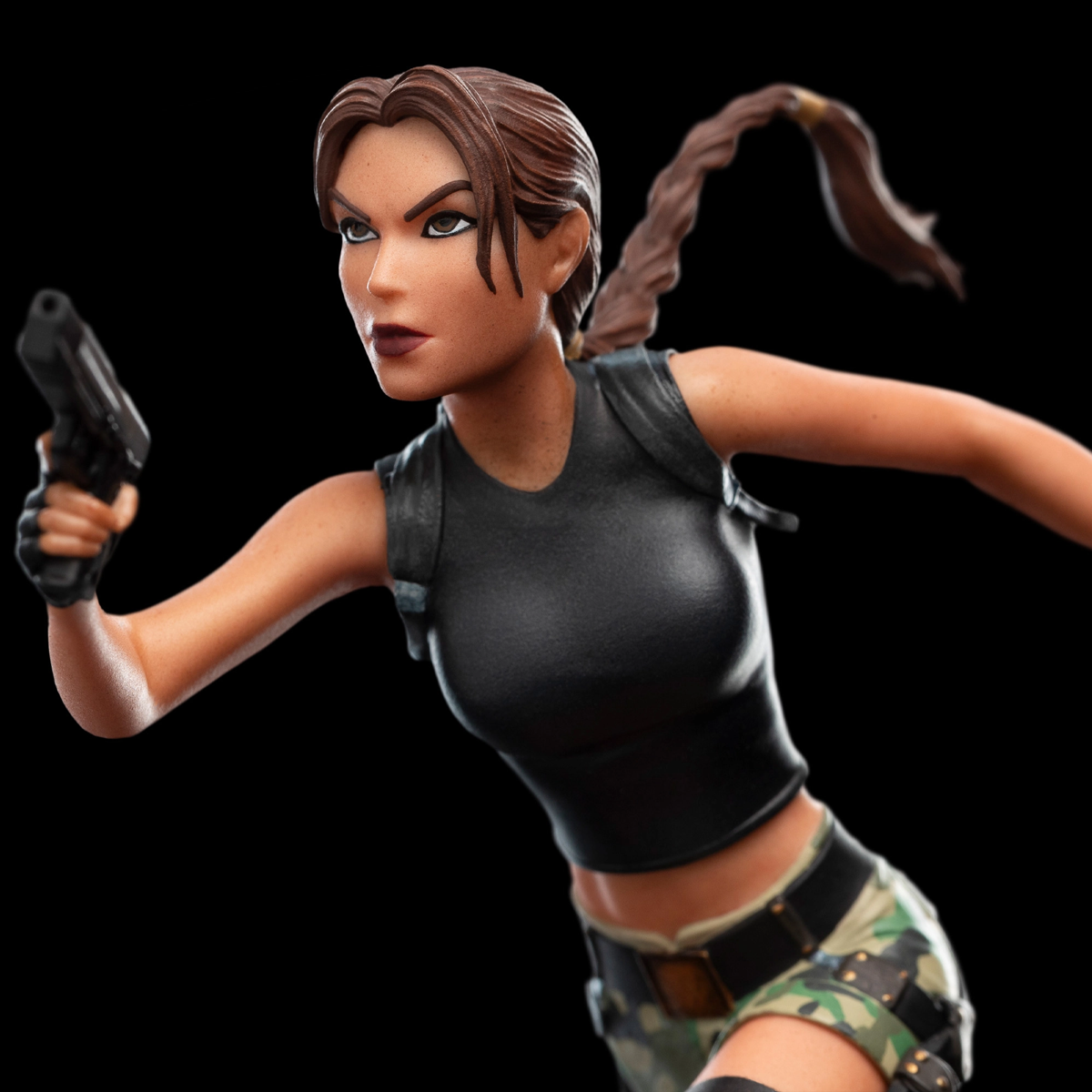 Tomb Raider - Lara Croft Sanctuary of Flame Miniature Figure