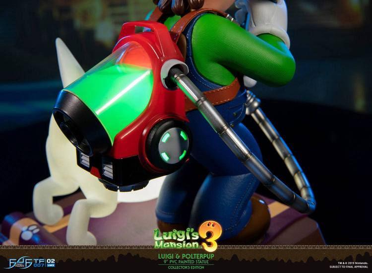 F4FLM03CO Luigi's Mansion 3 - Luigi 9" PVC Statue Collector's Edition - First 4 Figures - Titan Pop Culture