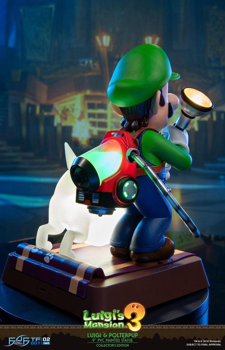 F4FLM03CO Luigi's Mansion 3 - Luigi 9" PVC Statue Collector's Edition - First 4 Figures - Titan Pop Culture