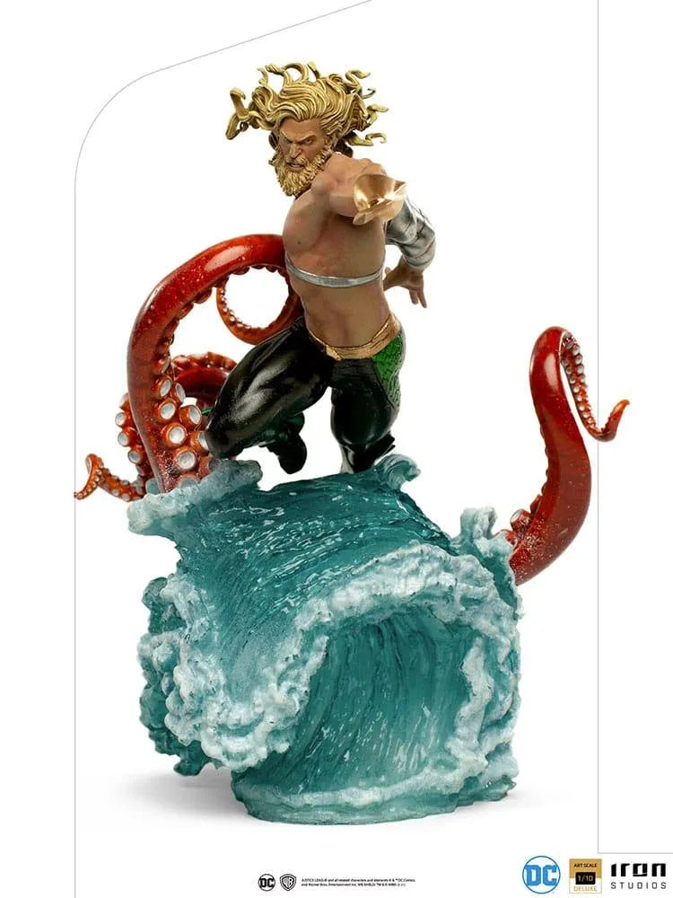 IRO27863 DC Comics - Aquaman Deluxe 1:10 Scale Statue - Iron Studios - Titan Pop Culture