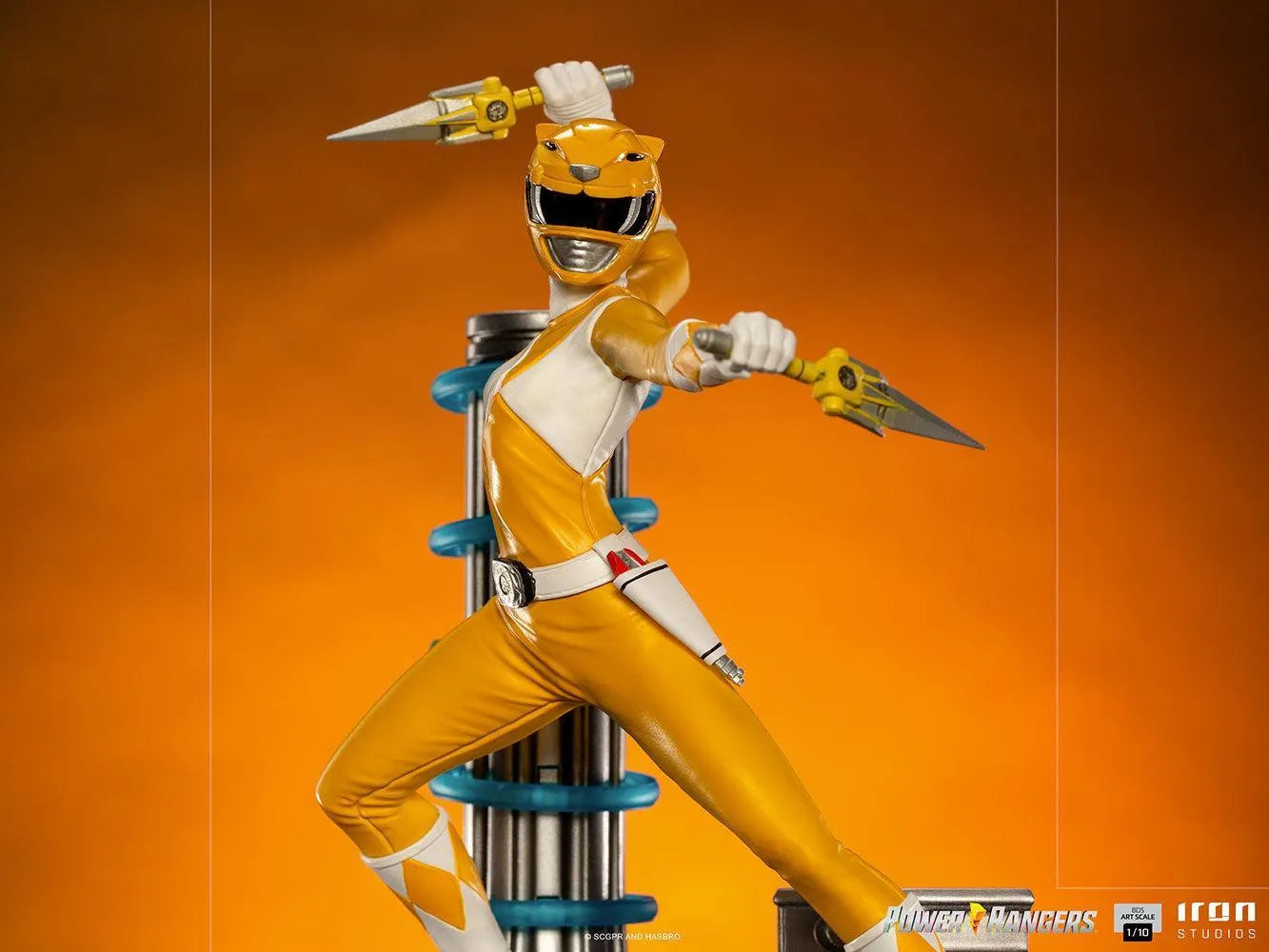 IRO28181 Power Rangers - Yellow Ranger 1:10 Scale Statue - Iron Studios - Titan Pop Culture