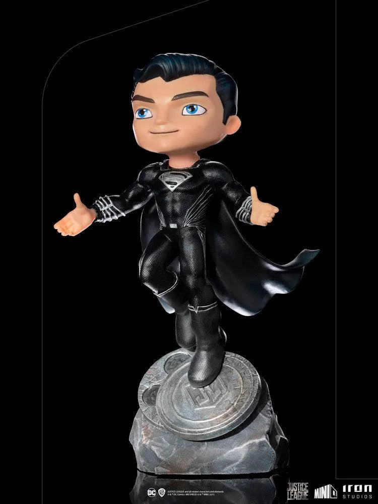 IRO28723 Zack Snyder's Justice League (2021) - Superman Black Suit Minico - Iron Studios - Titan Pop Culture