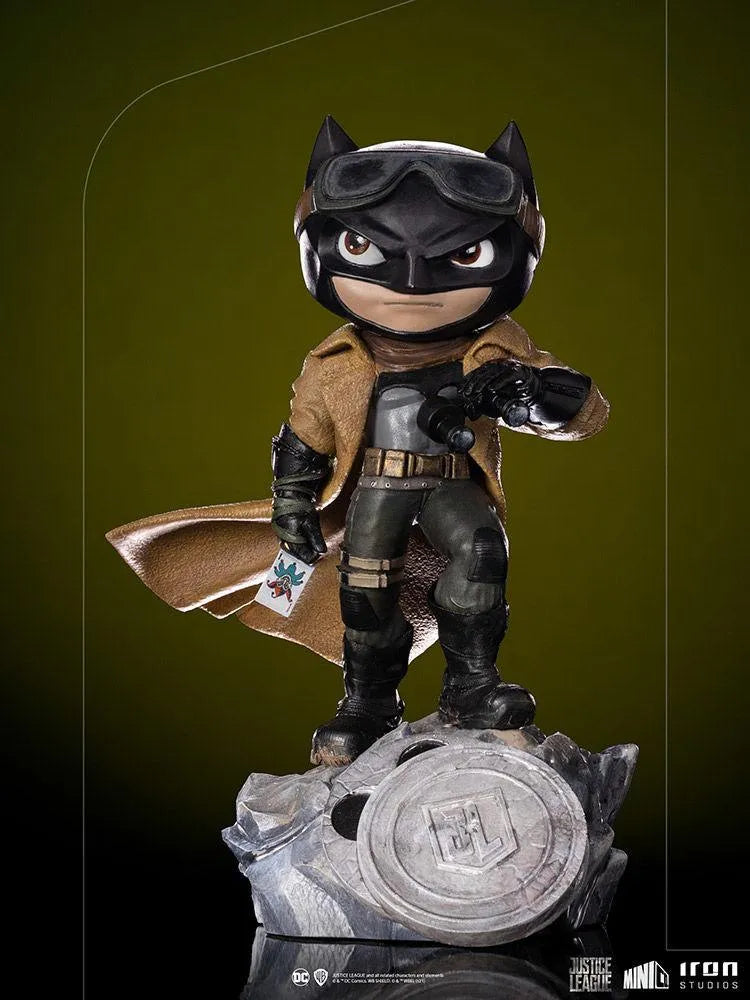 IRO28730 Zack Snyder's Justice League (2021) - Knight Batman Minico - Iron Studios - Titan Pop Culture