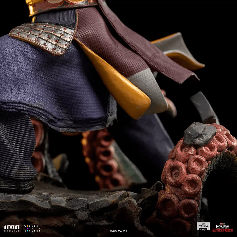 IRO50805 Doctor Strange 2: Multiverse of Madness - Wong 1:10 Scale Statue - Iron Studios - Titan Pop Culture