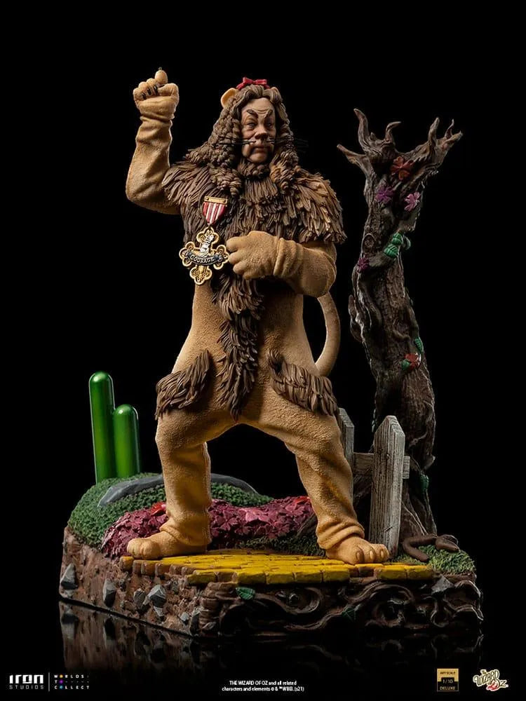 IRO51307 Wizard of Oz - Cowardly Lion Deluxe 1:10 Scale Statue - Iron Studios - Titan Pop Culture