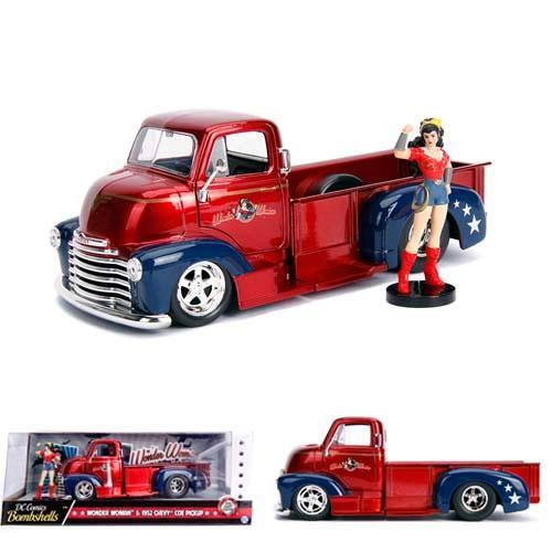 JAD30453 DC Comics Bombshells - Wonder Woman Chevy Pickup 1:24 Scale Hollywood Rides Diecast Vehicle - Jada Toys - Titan Pop Culture