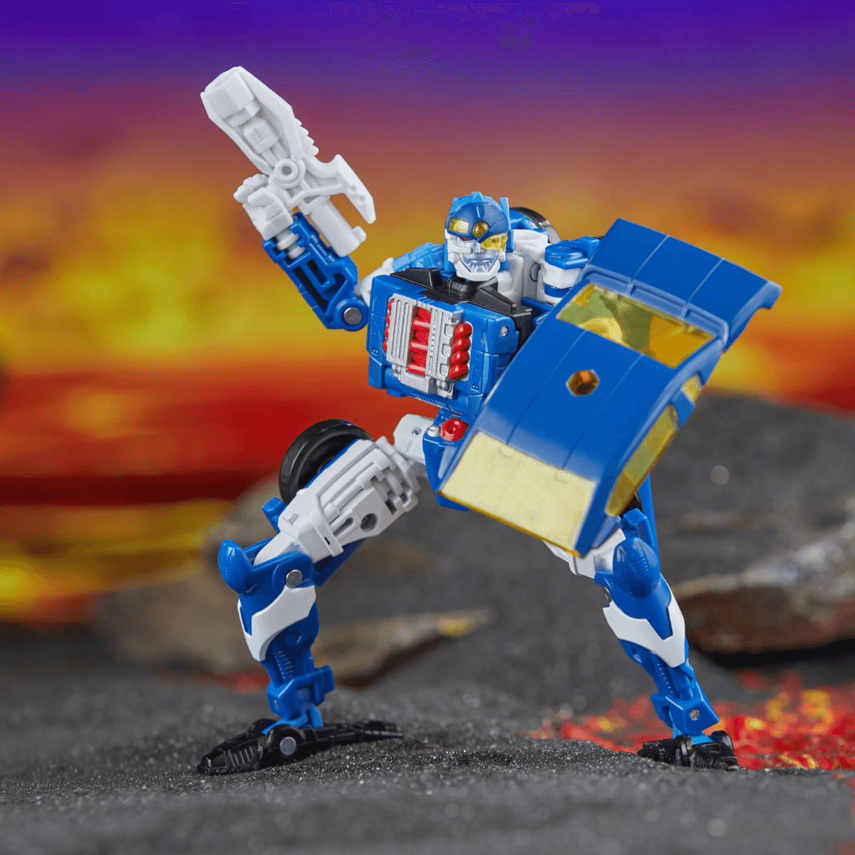 26472 Transformers Legacy United: Deluxe Class - Robots in Disguise 2001 Universe Autobot Side Burn - Hasbro - Titan Pop Culture