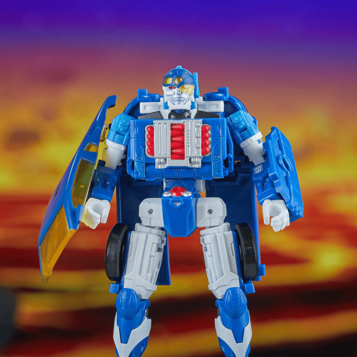 26472 Transformers Legacy United: Deluxe Class - Robots in Disguise 2001 Universe Autobot Side Burn - Hasbro - Titan Pop Culture