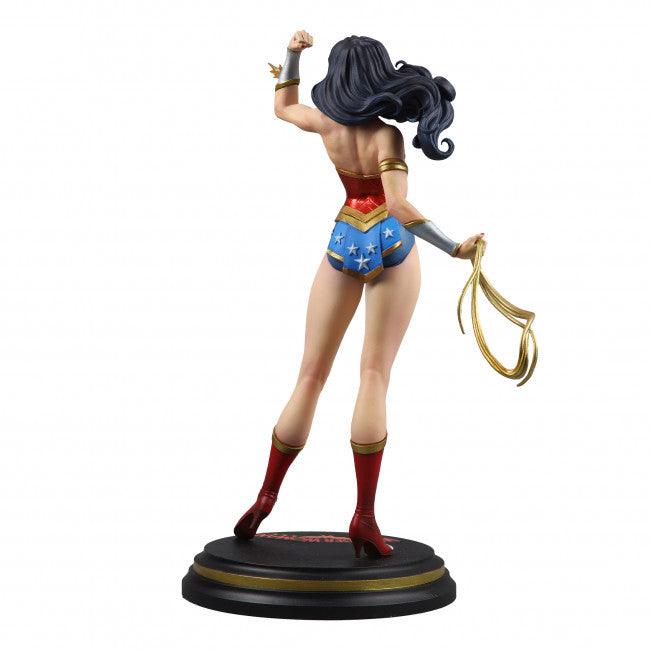 26458 DC Direct: Dc Cover Girls - Wonder Woman By J. Scott Campbell (Resin) - McFarlane Toys - Titan Pop Culture