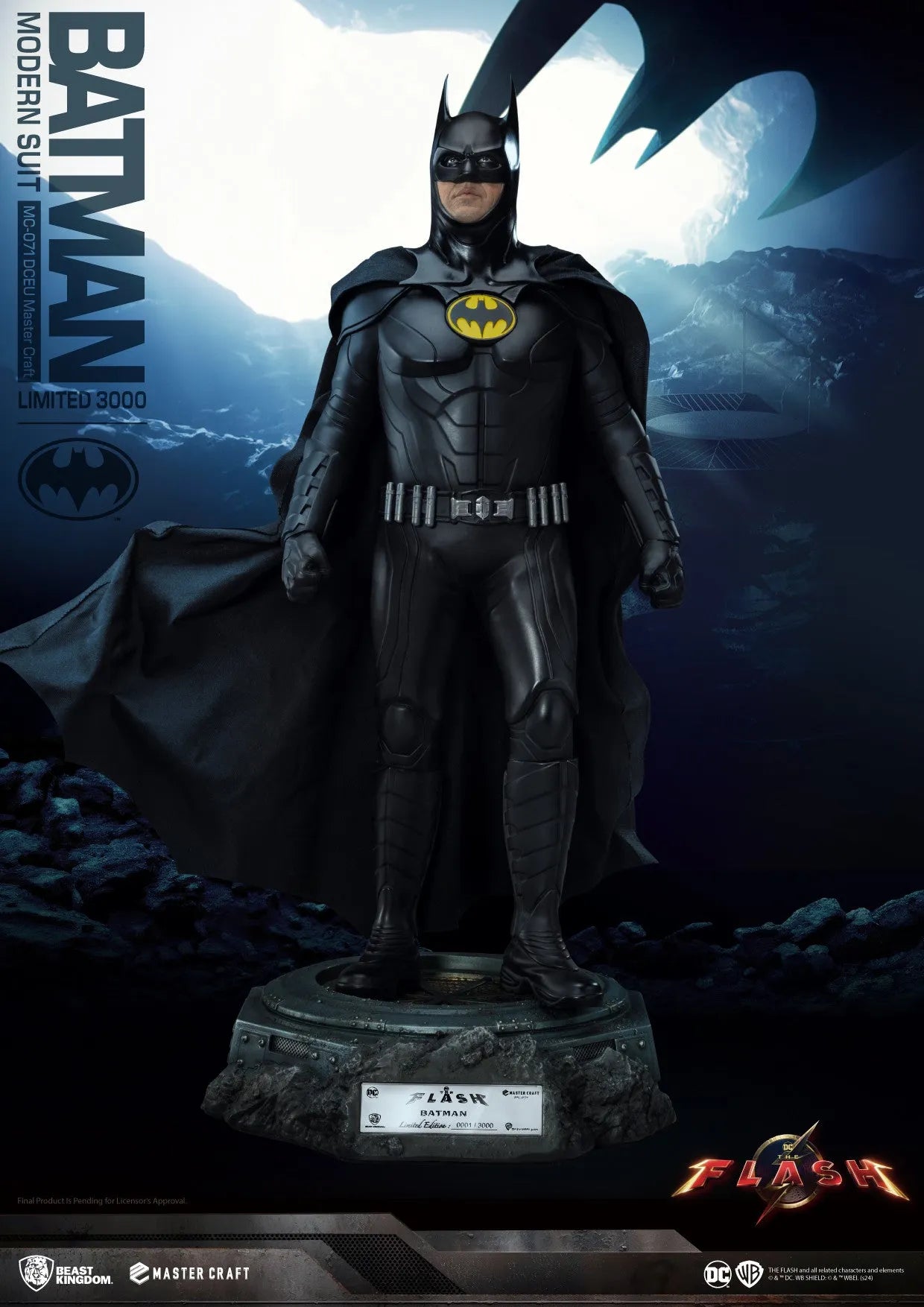 VR-118660 Beast Kingdom Master Craft Batman Modern Suit - Beast Kingdom - Titan Pop Culture