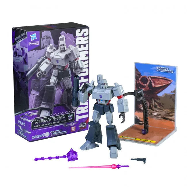 28759 Transformers Generation One: 20cm Megatron Model Kit (AMK Series) - Hasbro - Titan Pop Culture