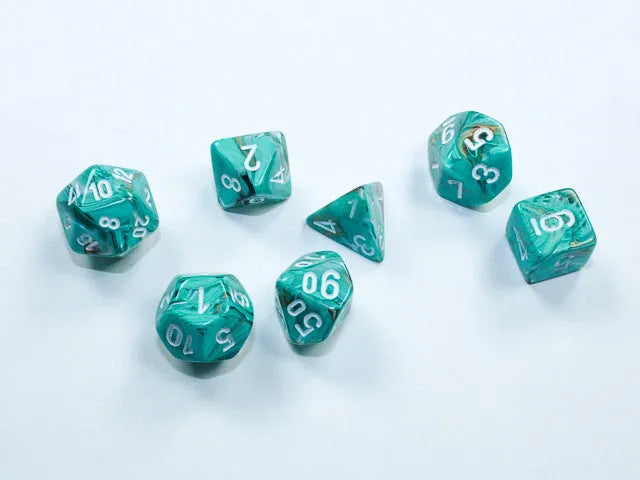 VR-111445 Chessex D7-Die Set Marble Mini-Polyhedral Oxi-Copper/white - Chessex - Titan Pop Culture