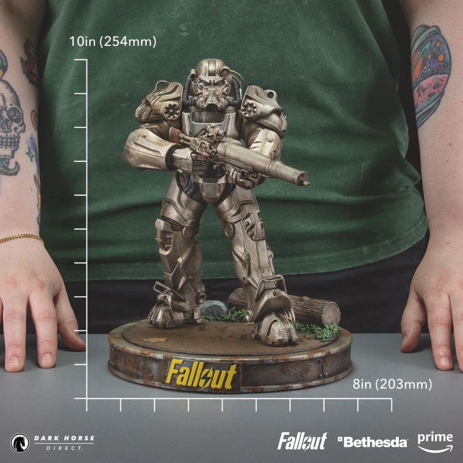 DHC3014-959 Fallout (TV) - Maximus Figure - Dark Horse Comics - Titan Pop Culture
