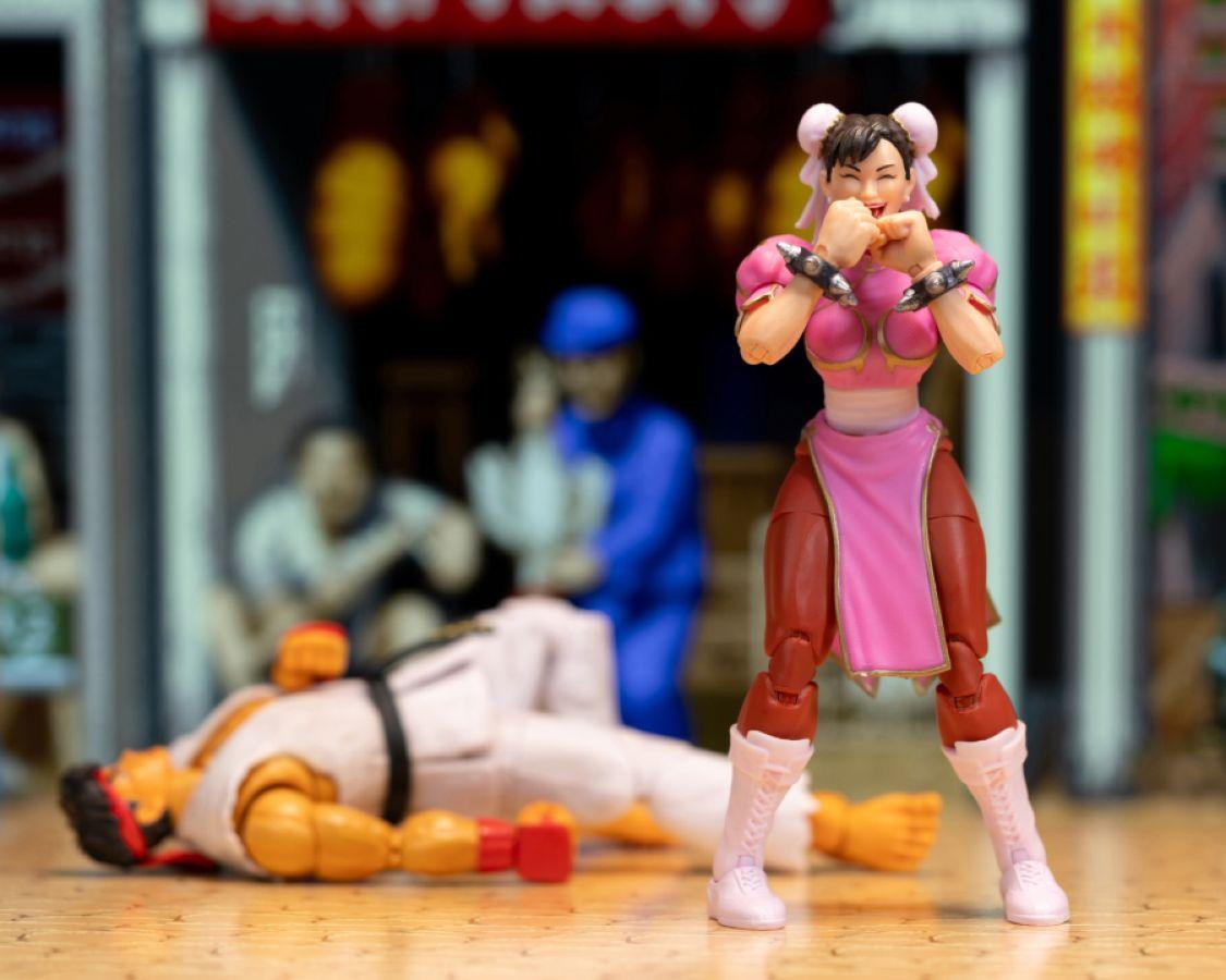 JAD34724 Street Fighter - Chun-Li (Player 2) Deluxe 6" Figure - Jada Toys - Titan Pop Culture