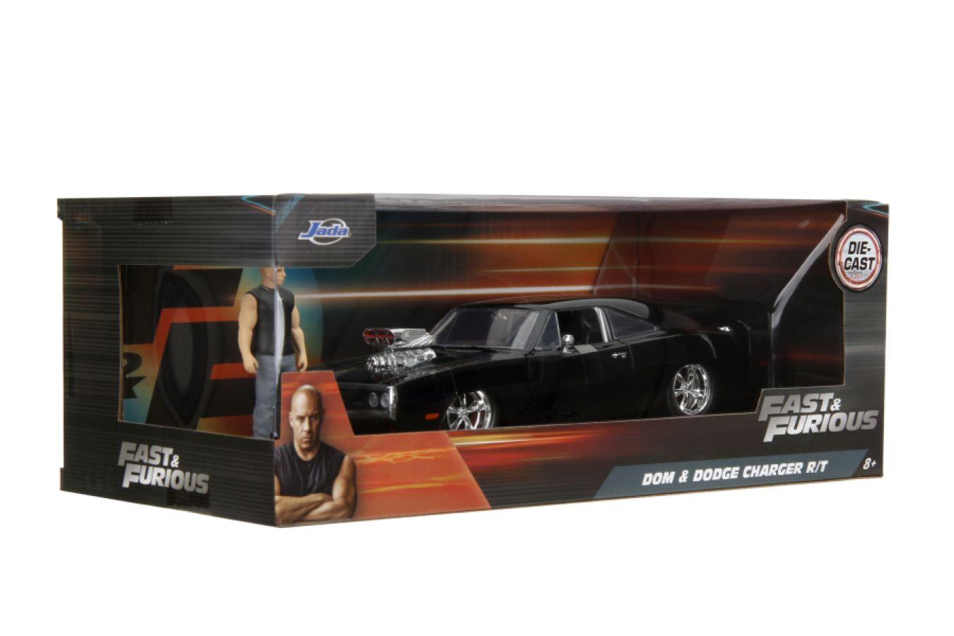 JAD35907 Hollywood Rides - 1970 Dodge Charger w/Dom Toretto 1:24 Diecast Set - Jada Toys - Titan Pop Culture