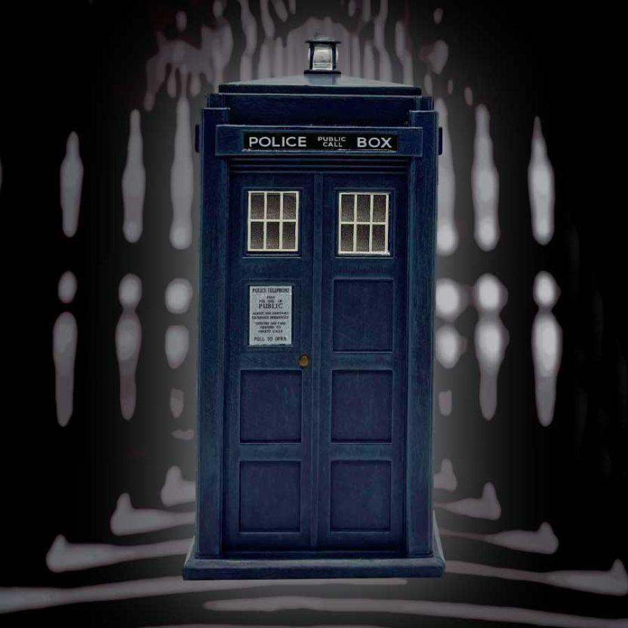 MASDRW-TAR1 Doctor Who - First Doctor's TARDIS 1:21 Scale Replica - Master Replicas - Titan Pop Culture