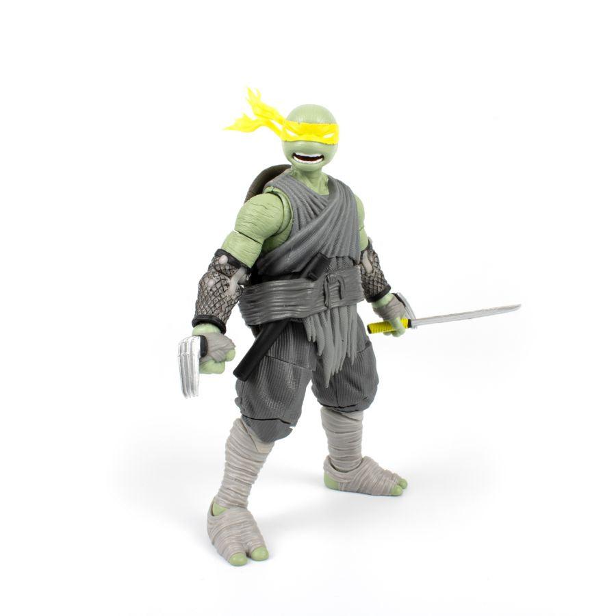 TLSBATMNTJENWB01 Teenage Mutant Ninja Turtles (Comics) - Jennika 5" BST AXN Action Figure - BST AXN - Titan Pop Culture