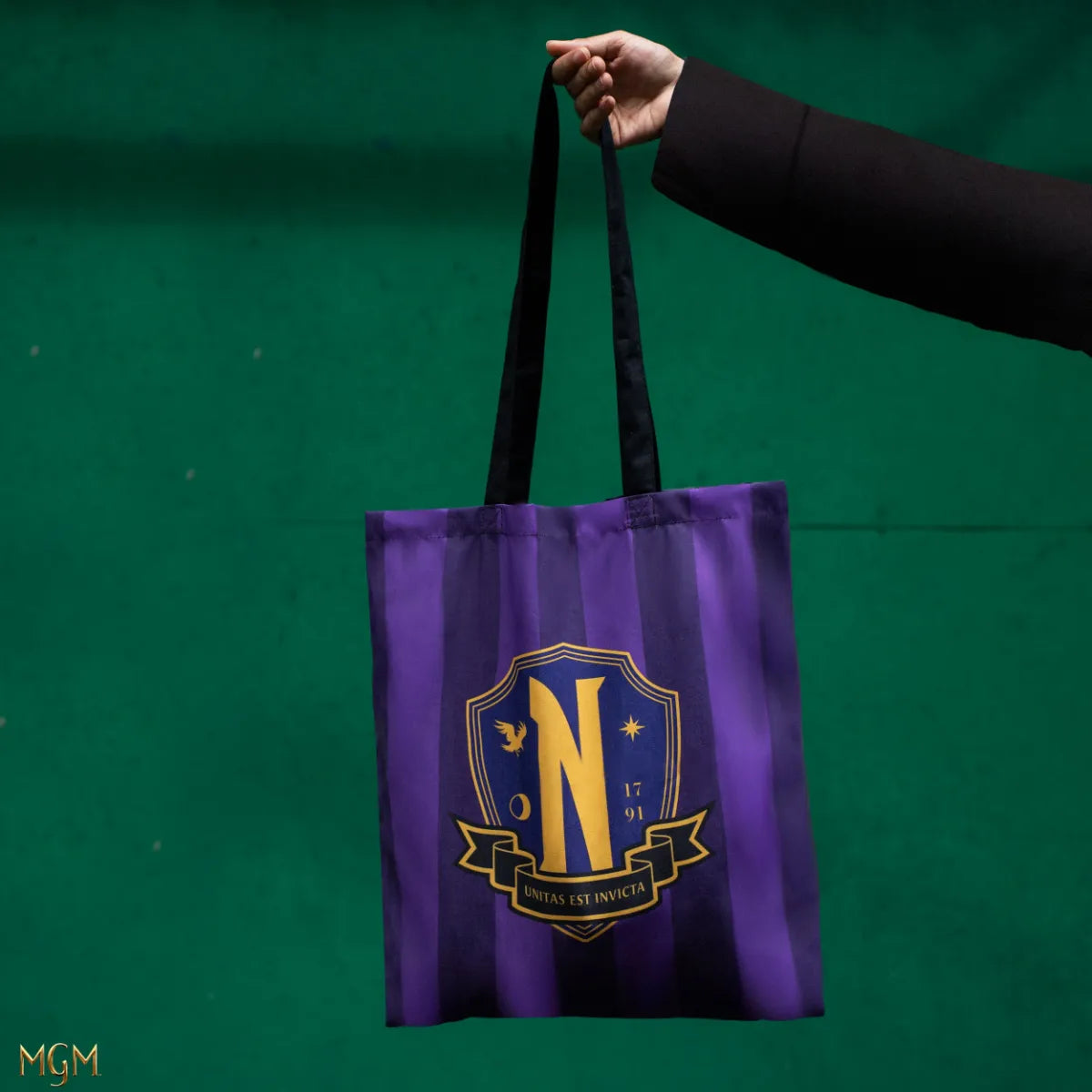 CINCR2475 Wednesday (TV) - Nevermore Academy Tote Bag - CineReplicas - Titan Pop Culture