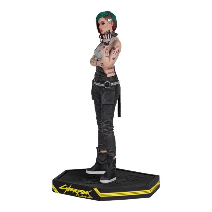 DHC3008-750 Cyberpunk 2077 - Judy Alvarez Figure - Dark Horse Comics - Titan Pop Culture