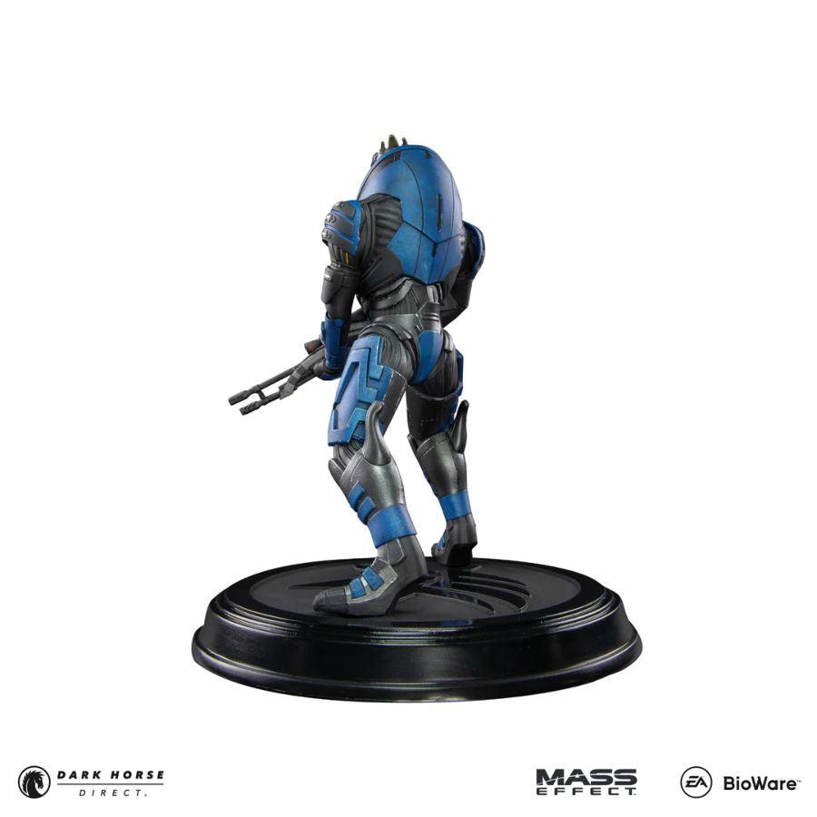 DHC3011-204 Mass Effect - Garrus Figure - Dark Horse Comics - Titan Pop Culture